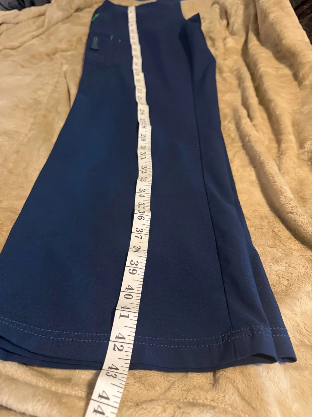 Carhartt Navy Blue and Green Scrubs Set size L